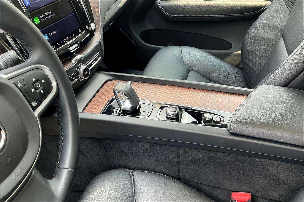 used 2022 Volvo XC60 Recharge Plug-In Hybrid car, priced at $27,424
