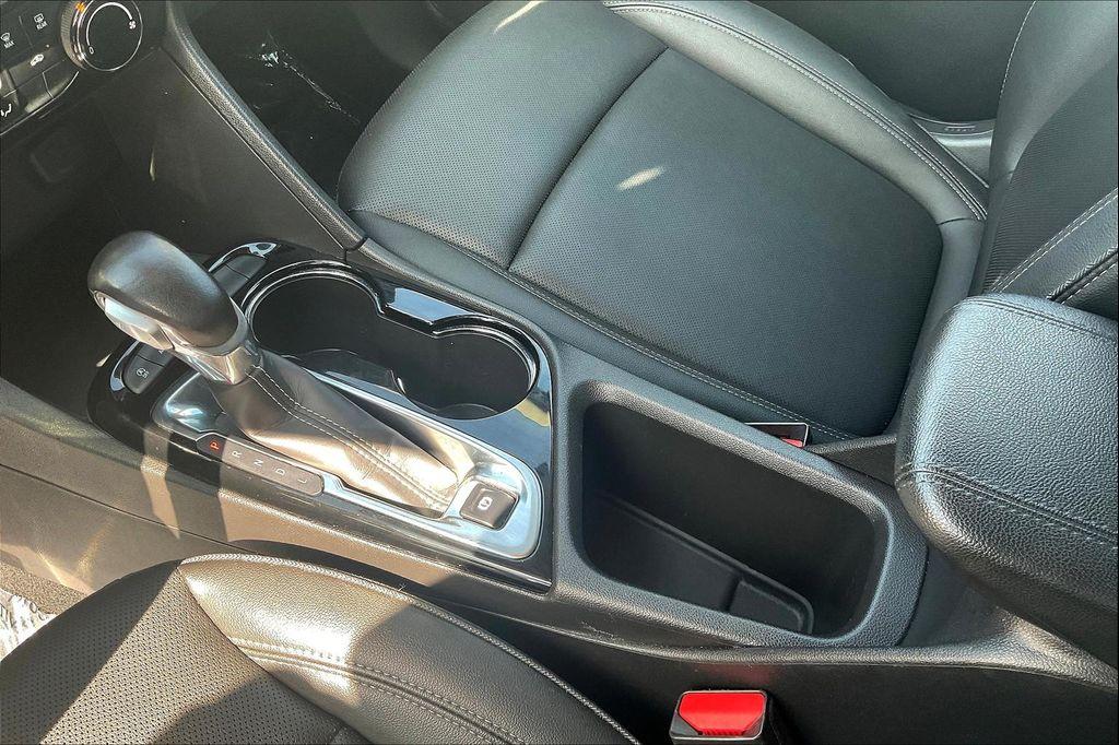 used 2024 Buick Encore GX car, priced at $21,901