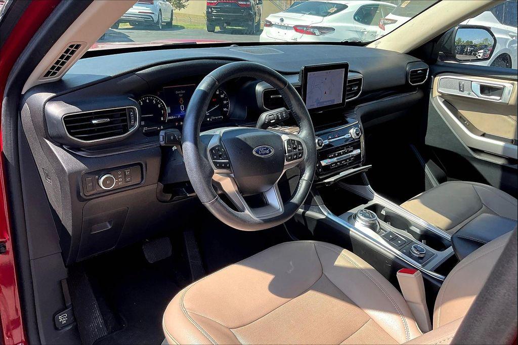 used 2024 Ford Explorer car