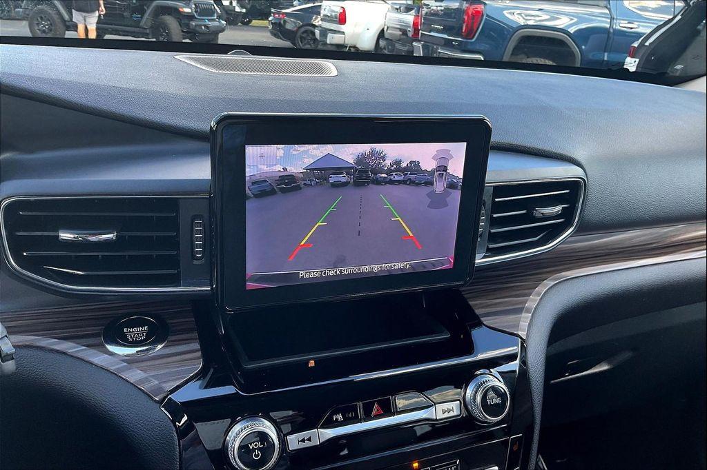 used 2024 Ford Explorer car, priced at $32,082