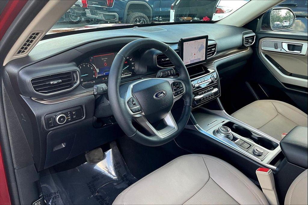 used 2024 Ford Explorer car, priced at $32,082