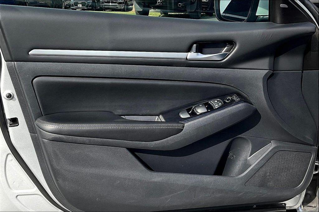 used 2023 Nissan Altima car, priced at $18,994