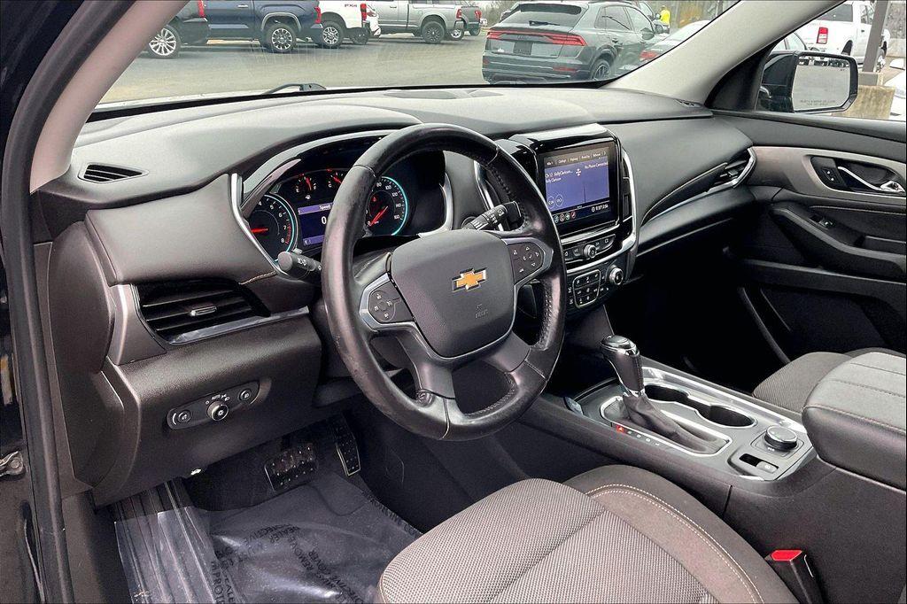 used 2020 Chevrolet Traverse car, priced at $18,260
