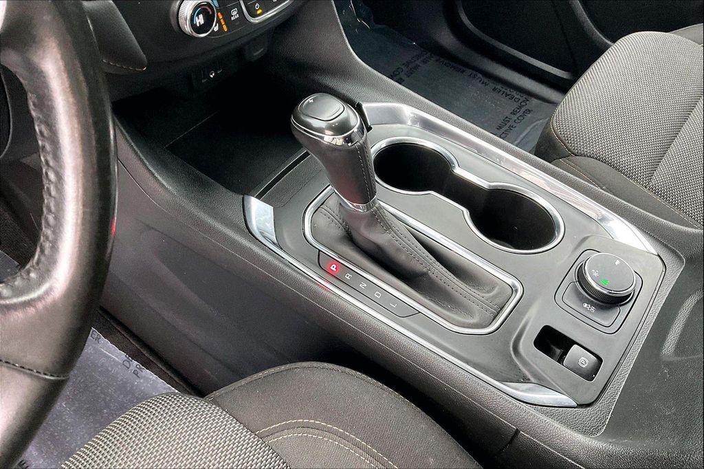 used 2020 Chevrolet Traverse car, priced at $18,260