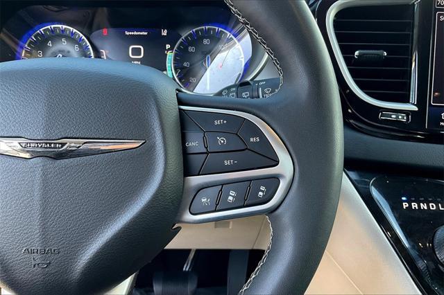 used 2023 Chrysler Pacifica car, priced at $23,694