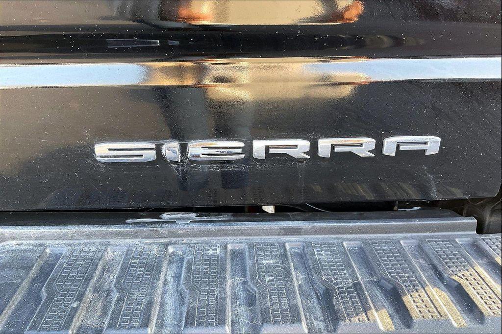 used 2022 GMC Sierra 1500 car, priced at $47,715