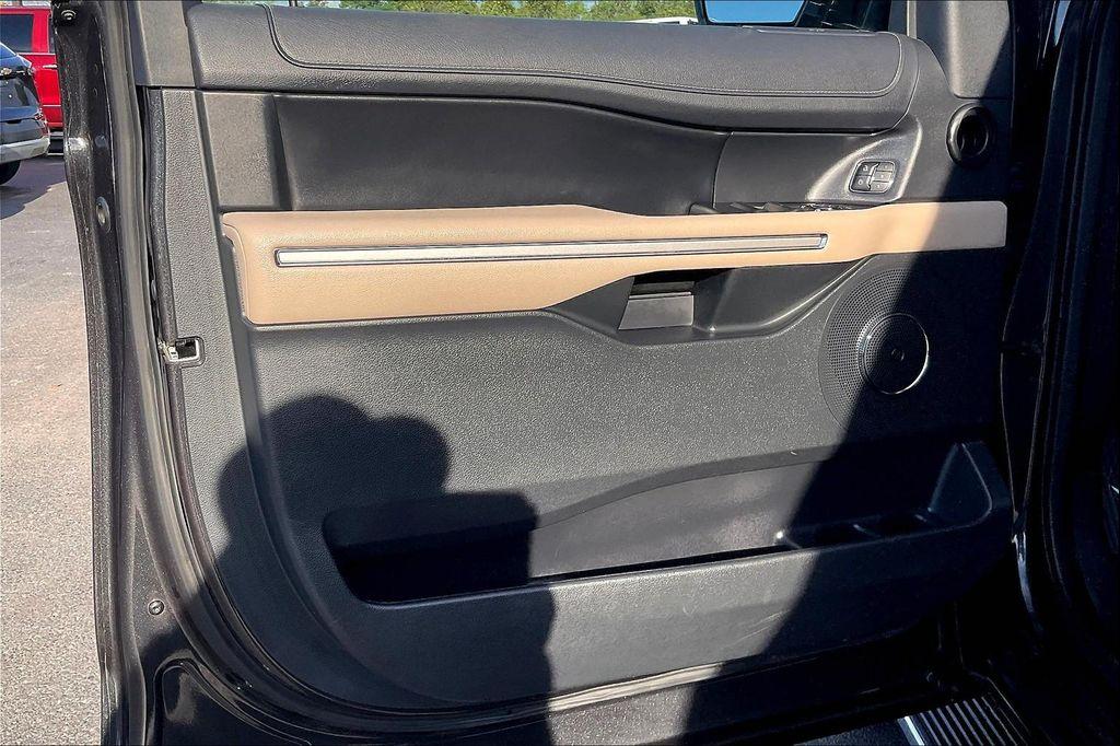 used 2023 Ford Expedition Max car, priced at $36,729