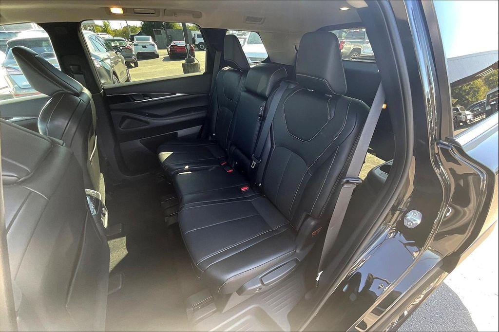 used 2022 INFINITI QX60 car, priced at $32,120