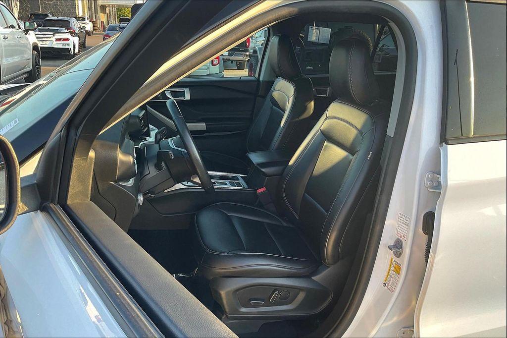 used 2023 Ford Explorer car, priced at $25,632