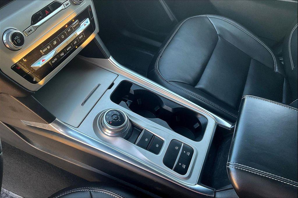 used 2023 Ford Explorer car, priced at $25,632