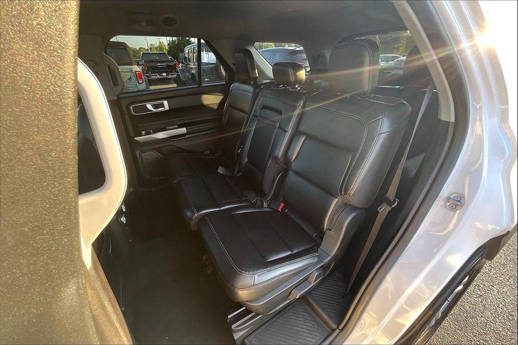 used 2023 Ford Explorer car, priced at $25,632