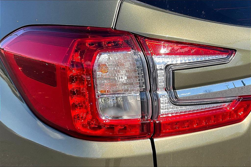 used 2023 Subaru Ascent car, priced at $22,058