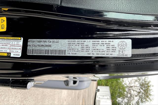used 2021 Jeep Gladiator car, priced at $33,960