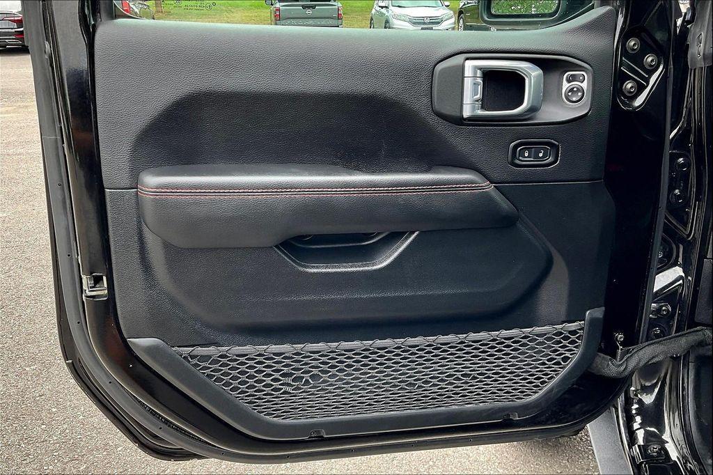 used 2021 Jeep Gladiator car, priced at $28,995