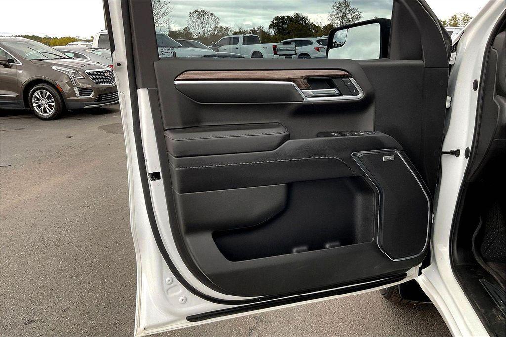 used 2022 Chevrolet Silverado 1500 car, priced at $37,279