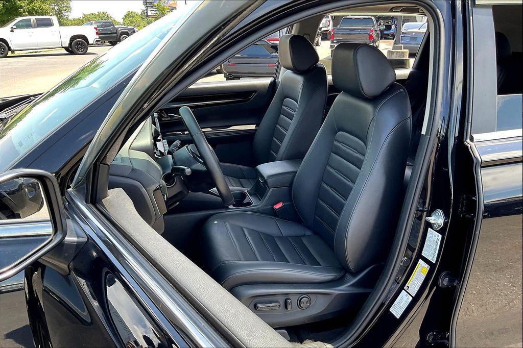 used 2024 Honda CR-V car, priced at $27,086