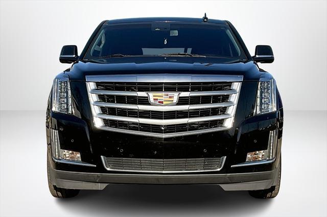 used 2015 Cadillac Escalade car, priced at $29,899