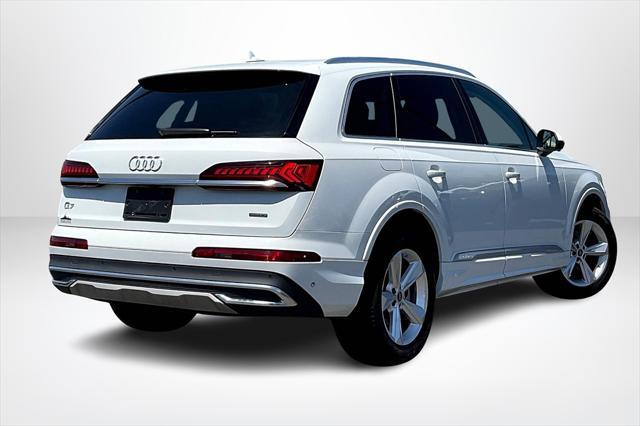 used 2024 Audi Q7 car, priced at $44,920