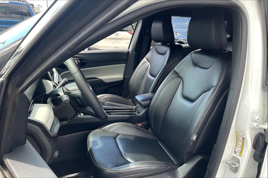 used 2024 Jeep Compass car