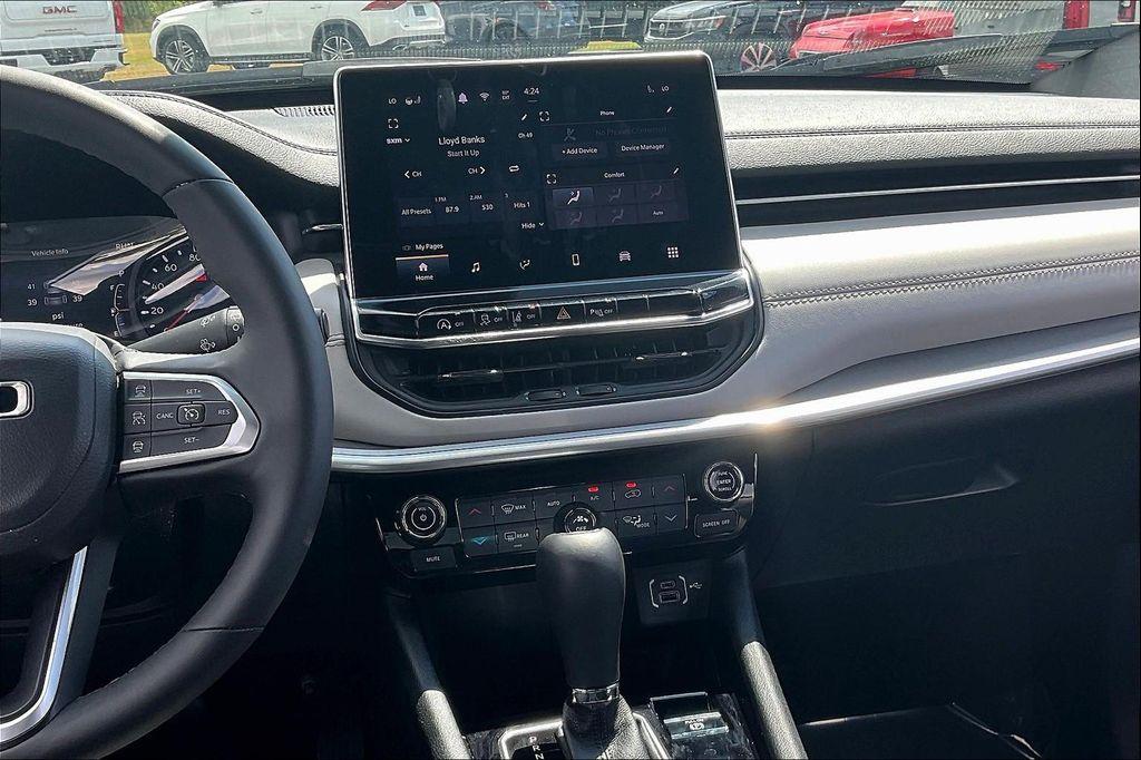 used 2024 Jeep Compass car