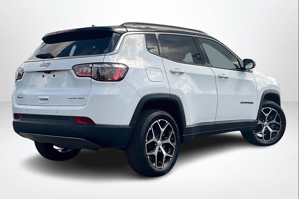 used 2024 Jeep Compass car