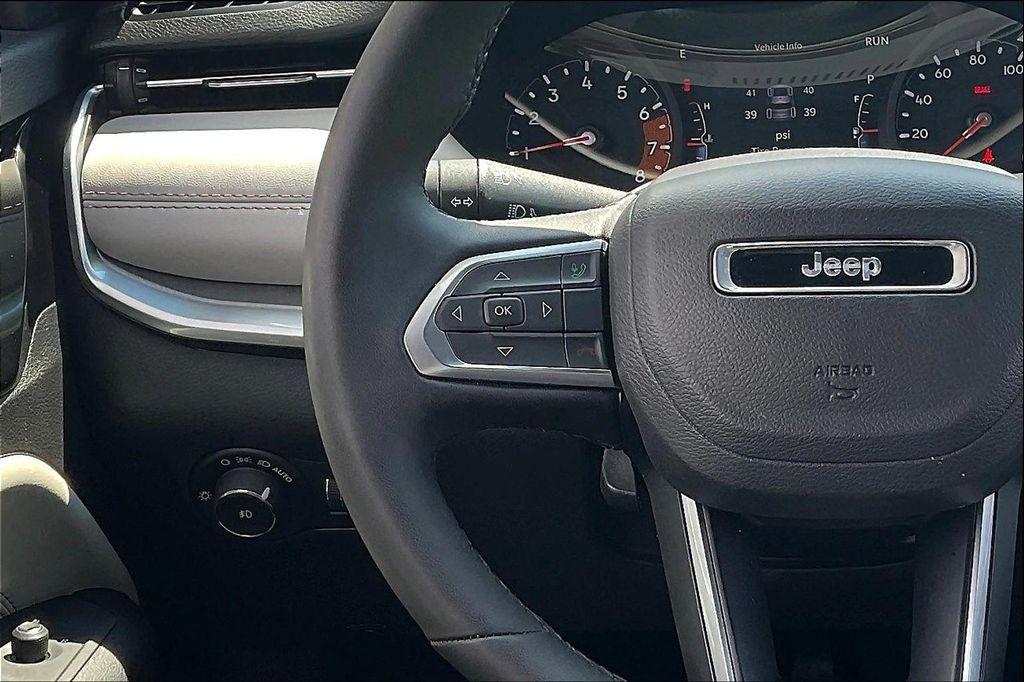 used 2024 Jeep Compass car