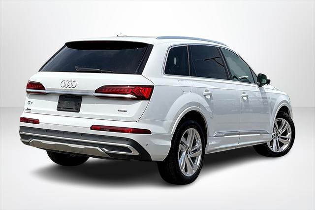 used 2024 Audi Q7 car, priced at $55,900