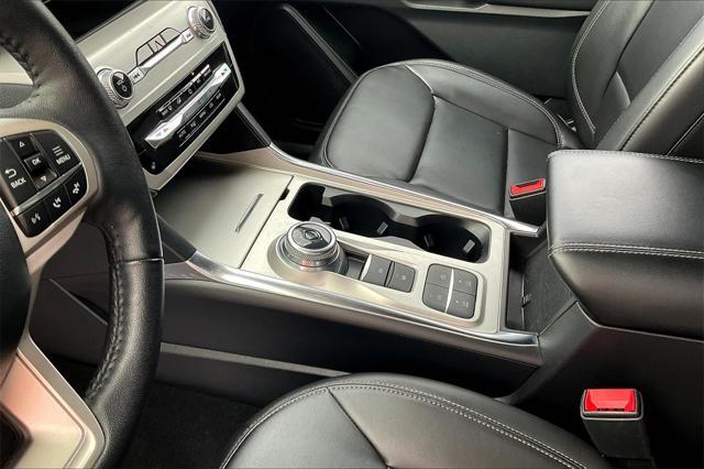 used 2024 Ford Explorer car, priced at $31,913