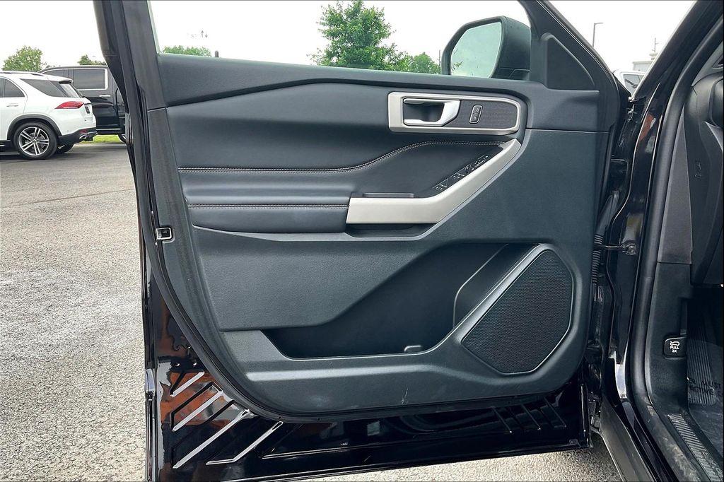 used 2024 Ford Explorer car, priced at $28,089