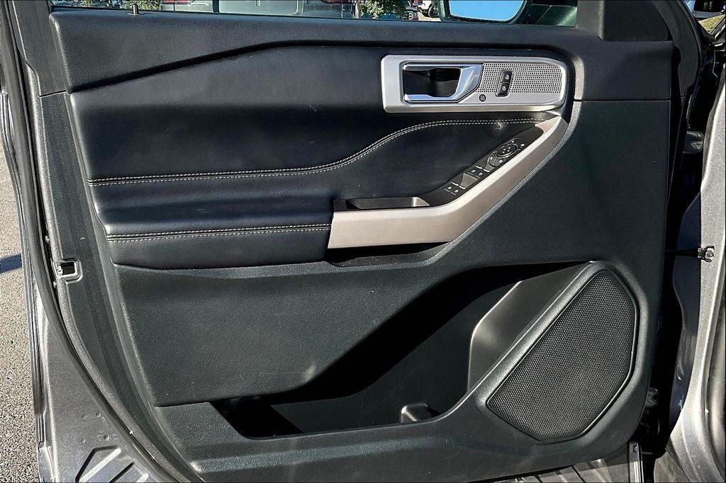 used 2023 Ford Explorer car, priced at $30,323