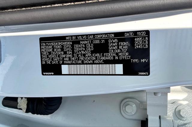 used 2021 Volvo XC40 car