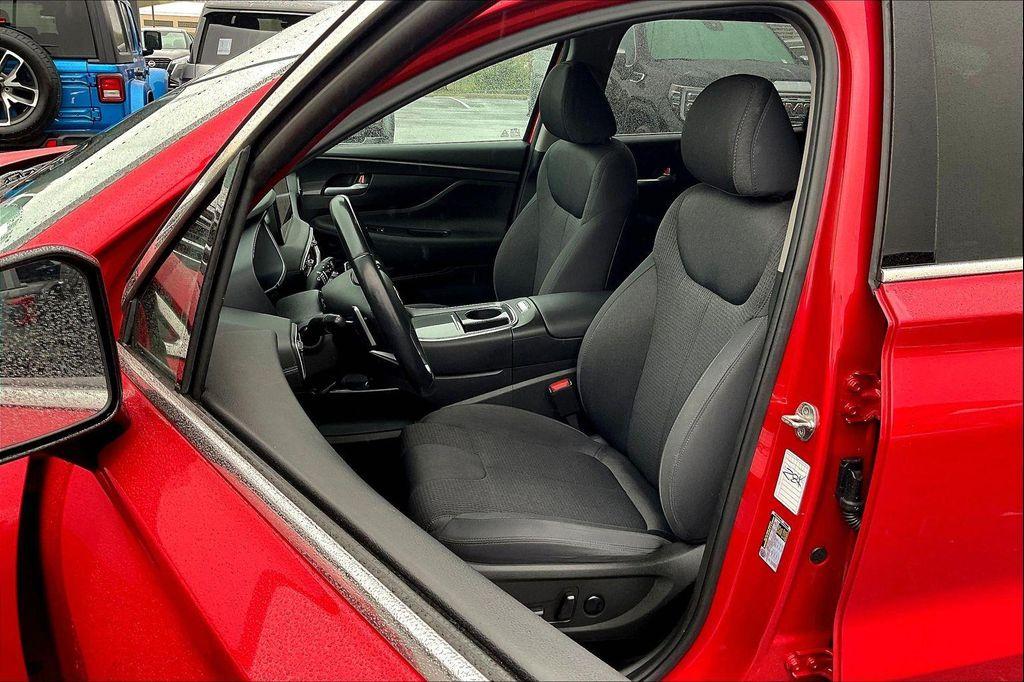 used 2023 Hyundai Santa Fe car, priced at $22,498