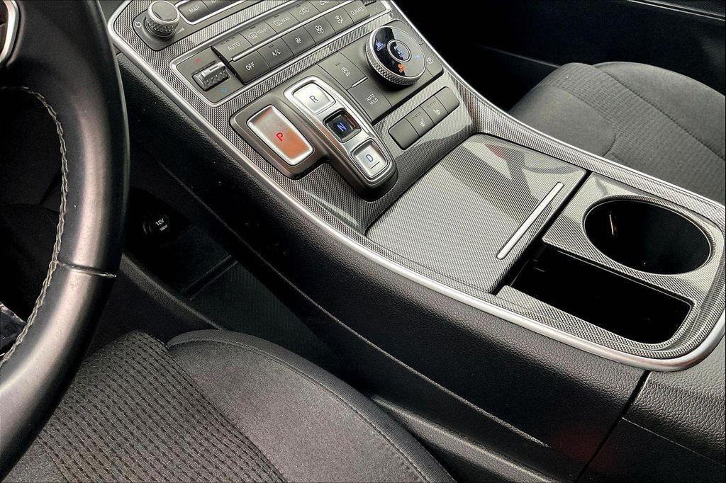 used 2023 Hyundai Santa Fe car, priced at $22,498