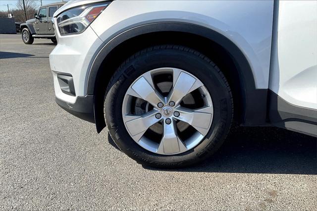 used 2022 Volvo XC40 car, priced at $21,599