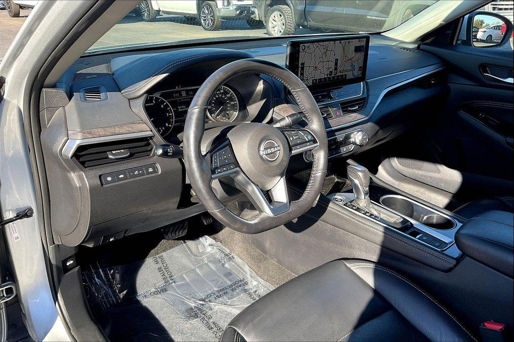 used 2023 Nissan Altima car, priced at $23,625