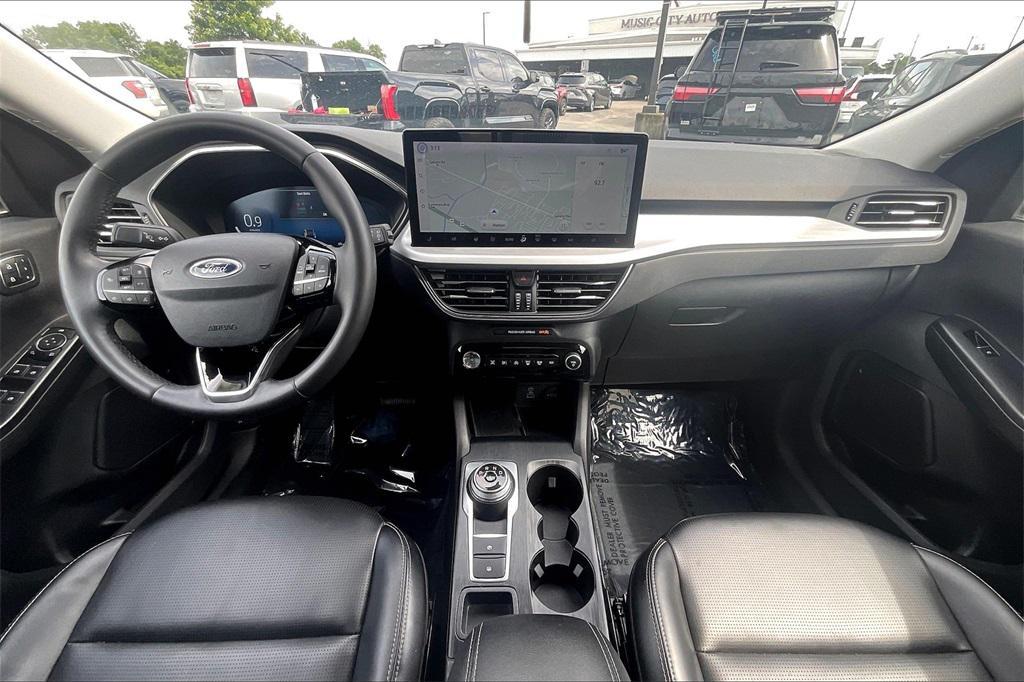 used 2023 Ford Escape car, priced at $25,287
