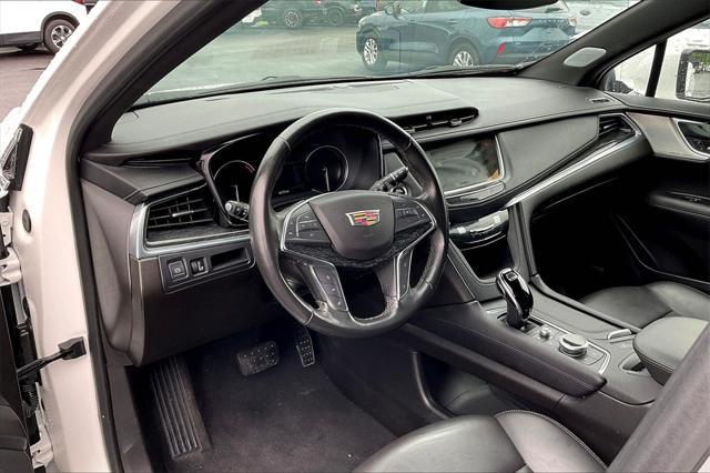 used 2023 Cadillac XT5 car