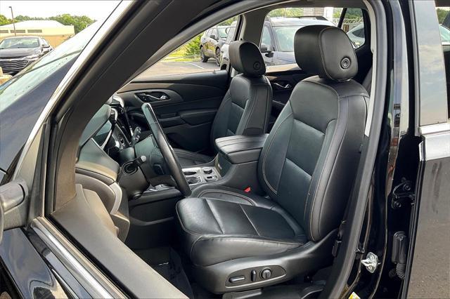 used 2021 Chevrolet Traverse car, priced at $30,116