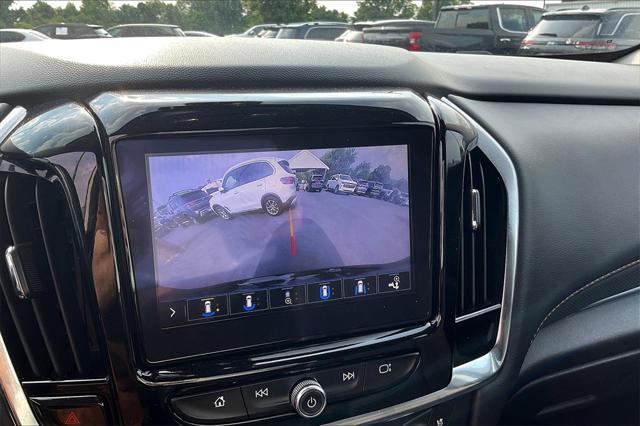 used 2021 Chevrolet Traverse car, priced at $30,116