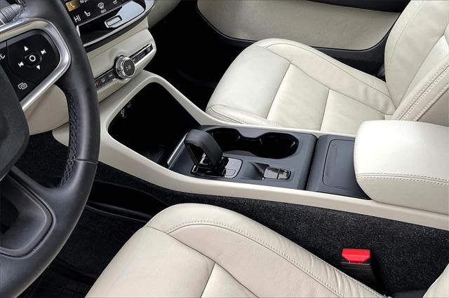 used 2022 Volvo XC40 car, priced at $25,422