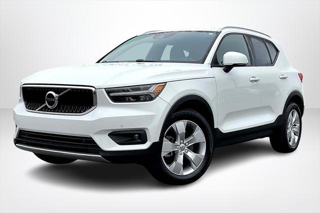 used 2022 Volvo XC40 car, priced at $25,422