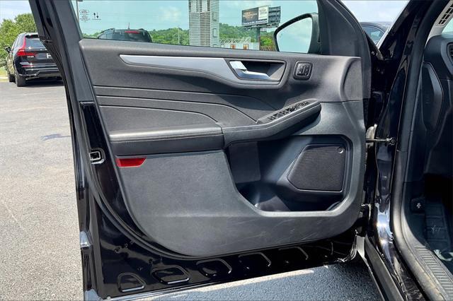 used 2023 Ford Escape car, priced at $26,638