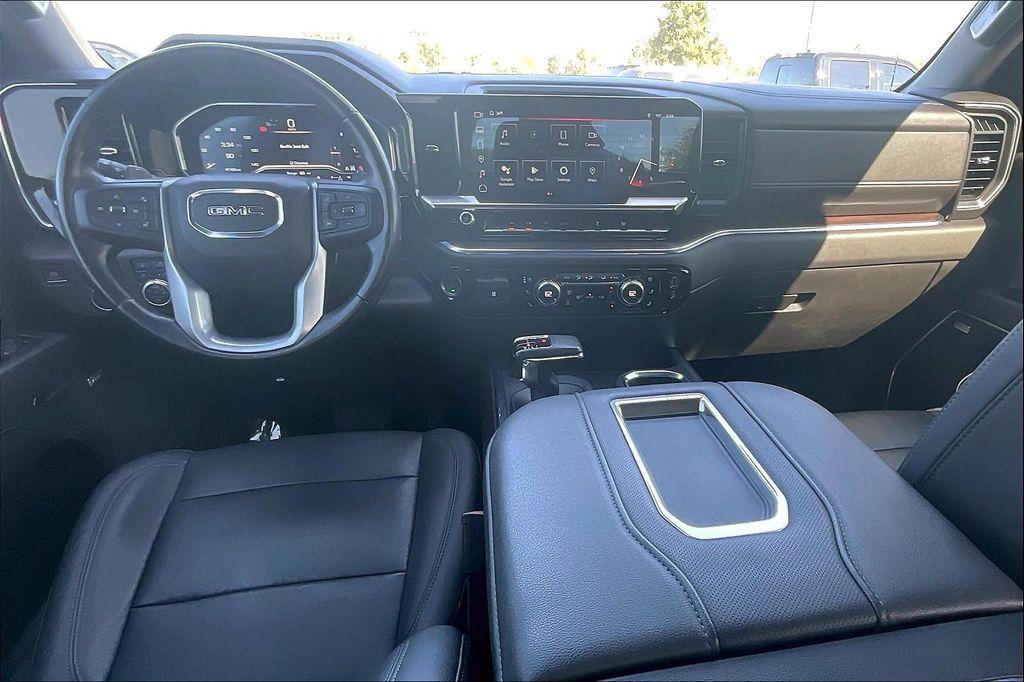 used 2022 GMC Sierra 1500 car, priced at $47,614