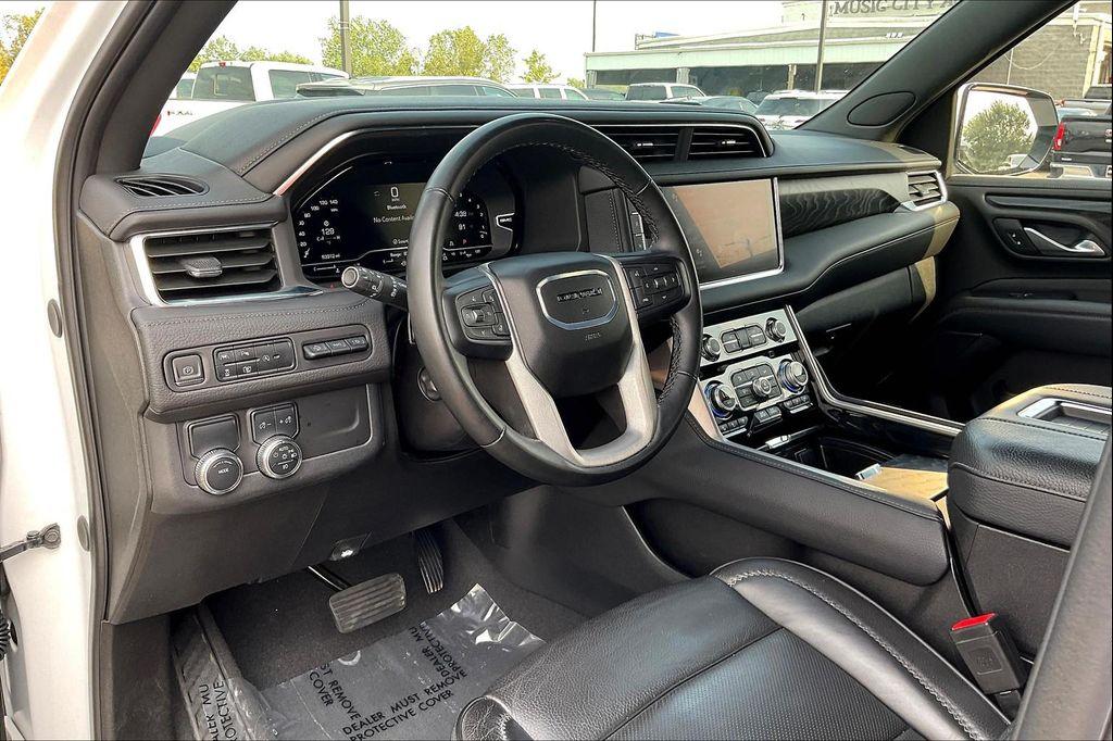 used 2024 GMC Yukon car, priced at $61,987