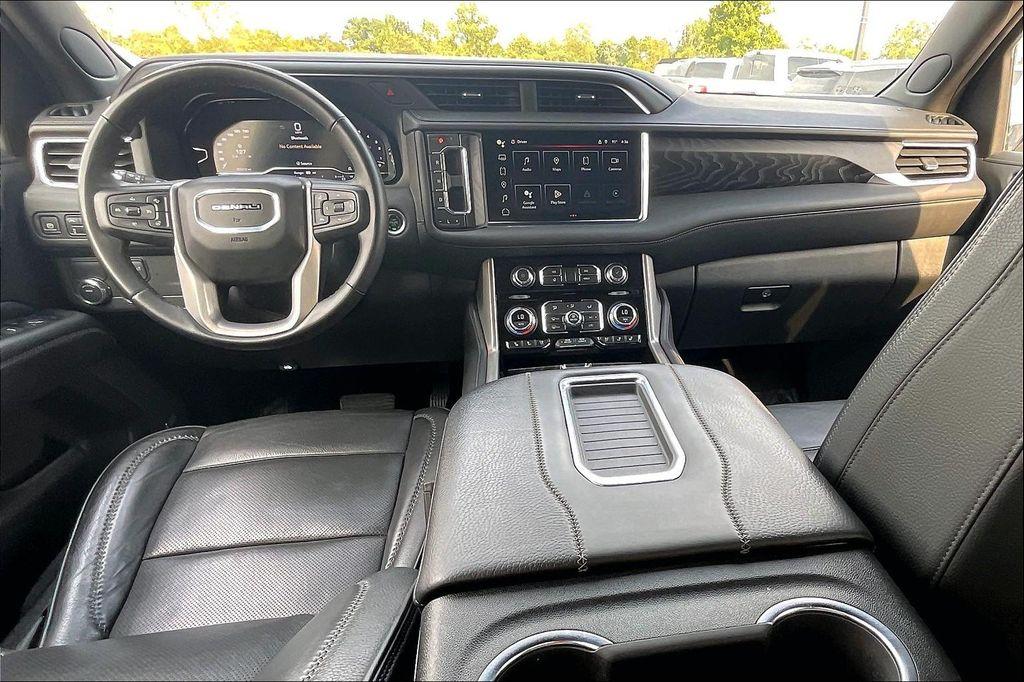 used 2024 GMC Yukon car, priced at $61,987