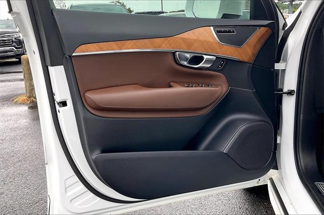 used 2022 Volvo XC90 car, priced at $43,129