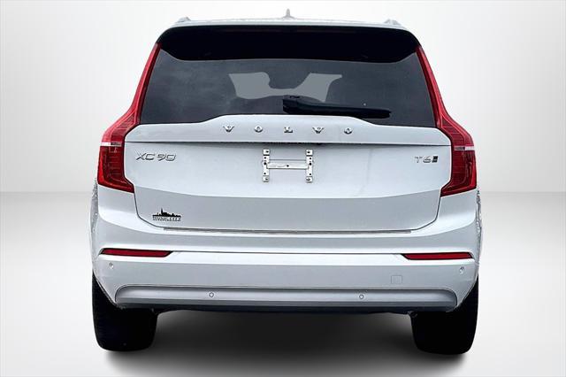 used 2022 Volvo XC90 car, priced at $43,129