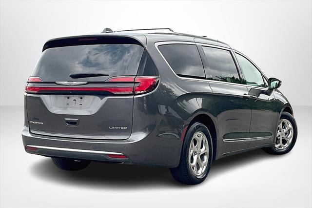 used 2022 Chrysler Pacifica car, priced at $25,939