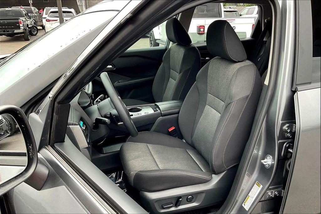 used 2024 Nissan Rogue car, priced at $22,499