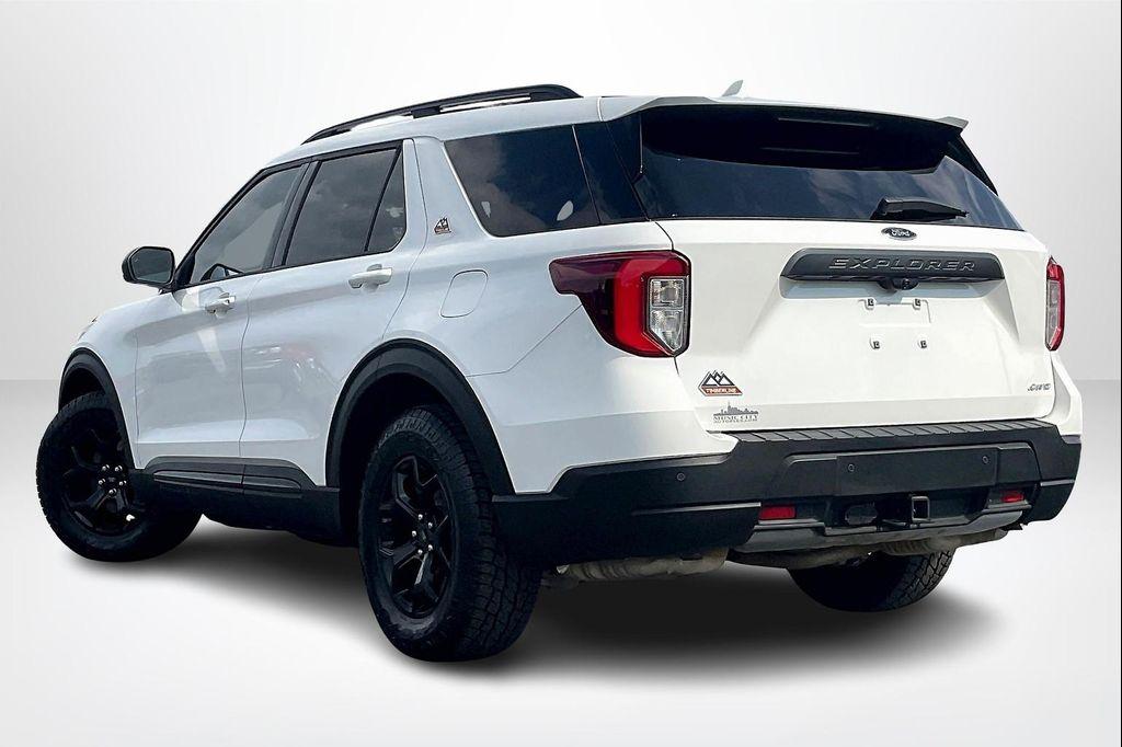 used 2021 Ford Explorer car, priced at $27,900
